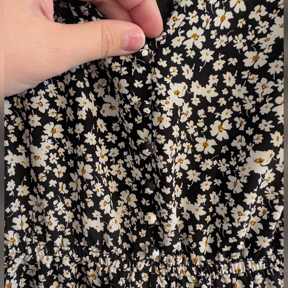 Arula Romper - Picture 3 of 6